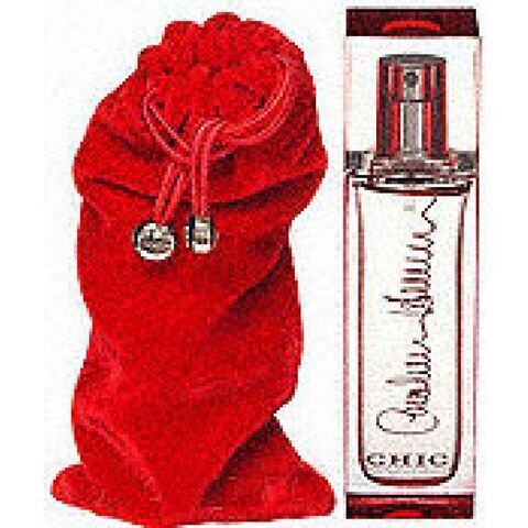 عطر كارولينا هيريرا شيك ليميتد ريد إيديشن