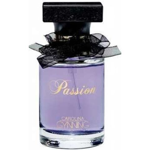 عطر كارولينا جينينغ باشيون