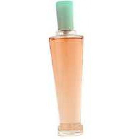 عطر في غلوريا فاندربيلت