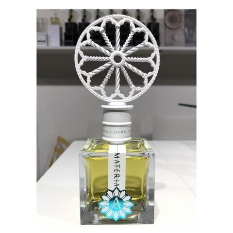 عطر انجيلا تشامبانا ماتيريا