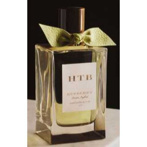 عطر بربري هاوثورن بلوم